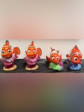 Disney Pixar Finding Nemo Figure Lot Clownfish Nemo Toy Bundle